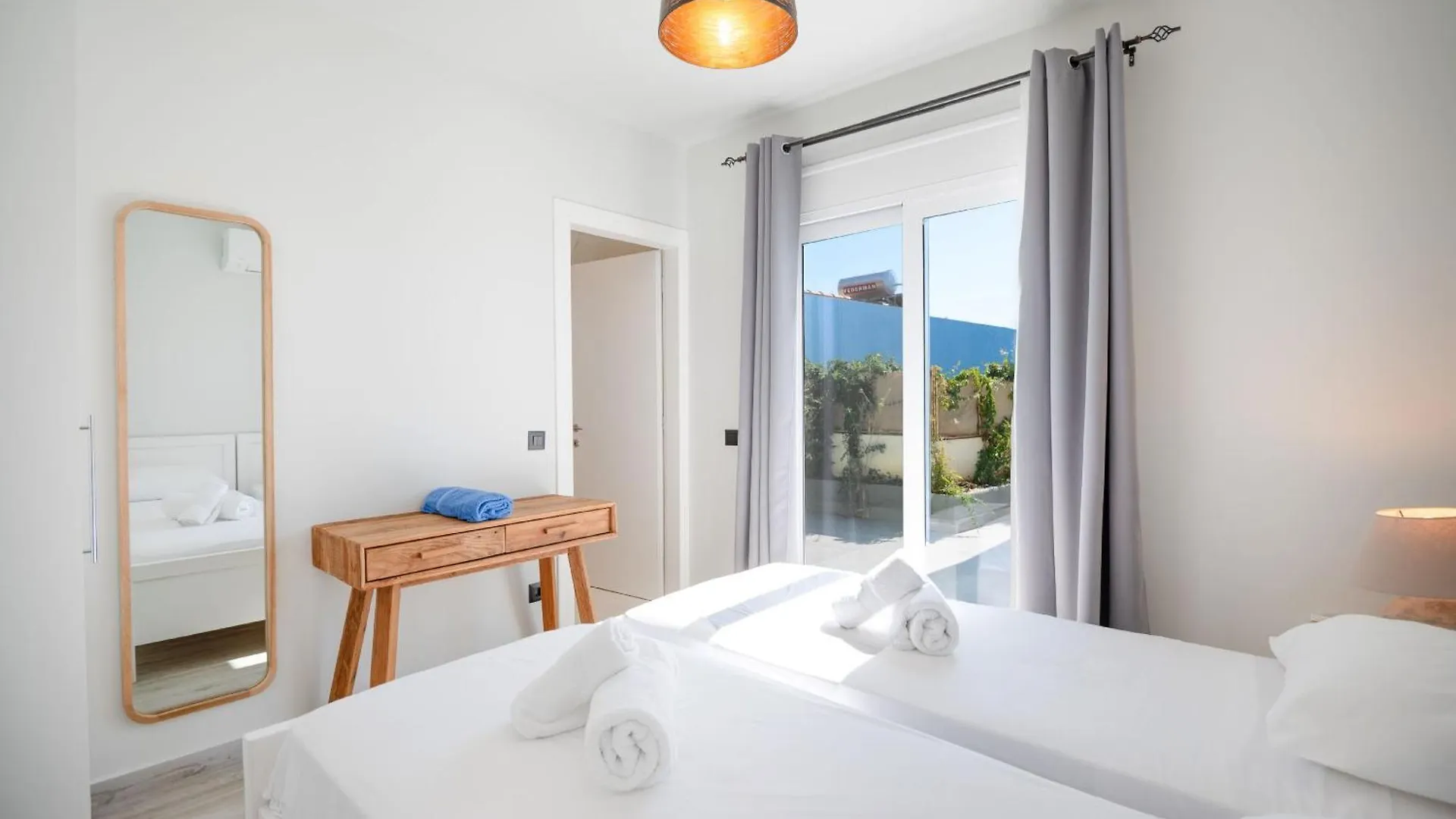 Villa Ioanna Mentoros Karavados Greece