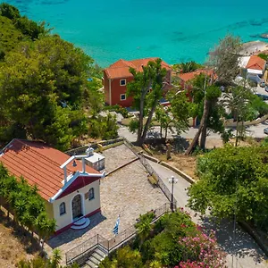 Aloe Studios, Waterfront Karavados