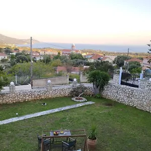 Διαμέρισμα Lofos House, Καραβάδος