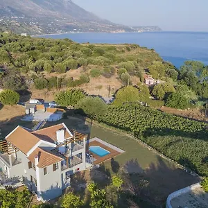 Filon Ktima Beachfront Upscale Karavados